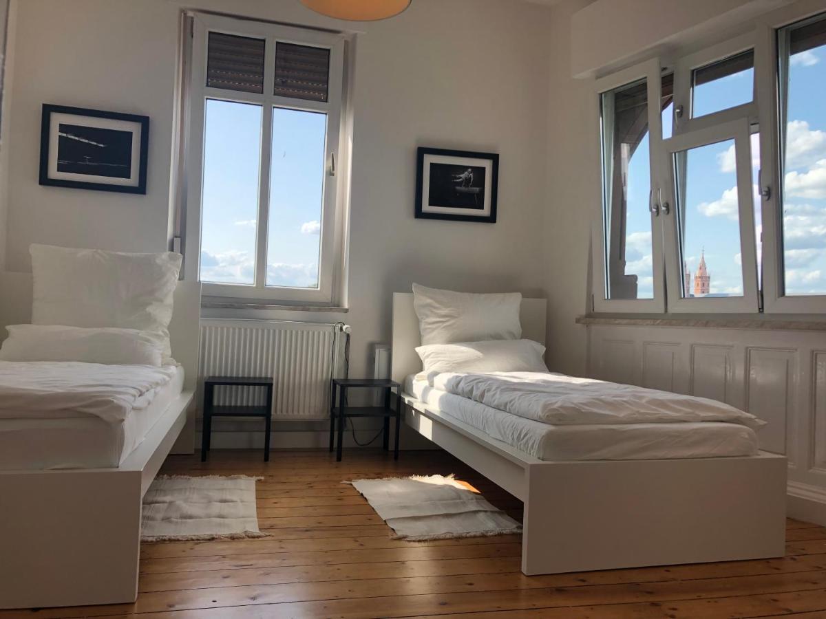 Luxe Apartment Am Rhein 沃尔姆斯 外观 照片